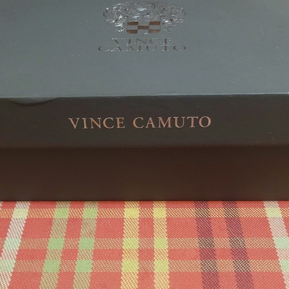 COPY - Mens Vince Camuto Mens Watch and Sunglasses Set - Picture 4 of 7